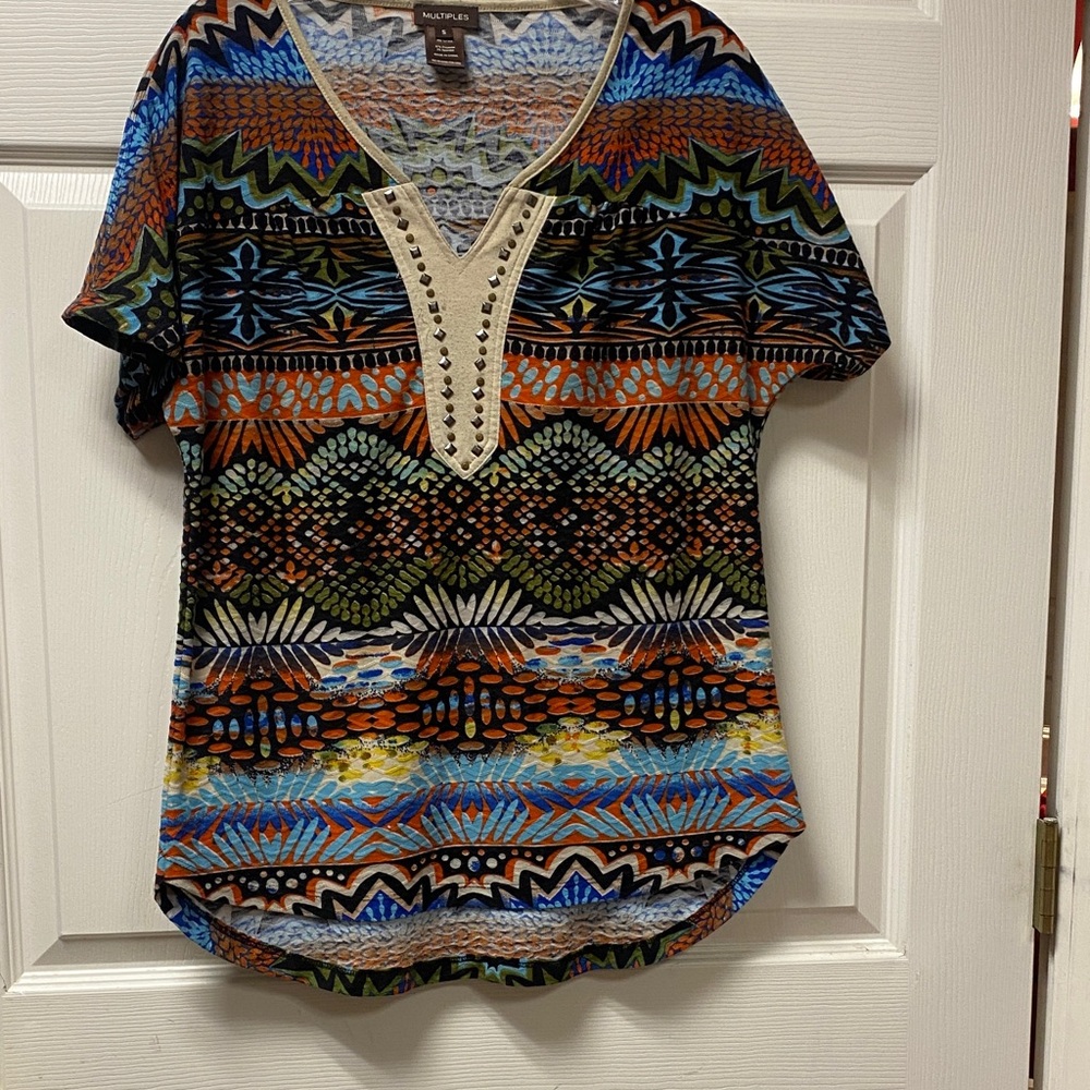 Small women’s Multiples Multicolor Tribal Print Blouse
